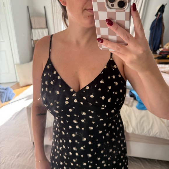 Audrey 3+1 Black Floral Midi Dress - Picture 5 of 5